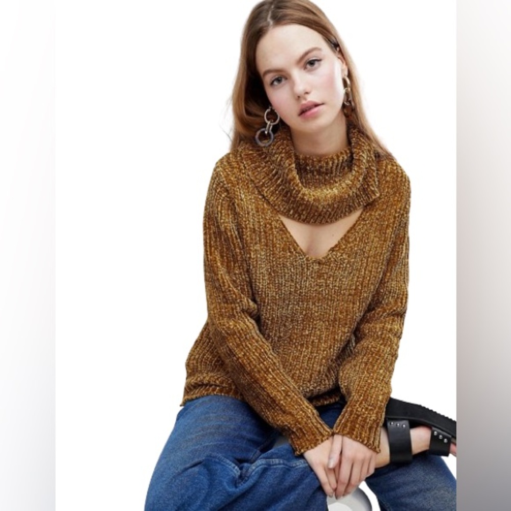 QED London Soft Polychenille Turtle Neck Sweater